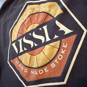 VISSLA Graphic Pocket Tee Size M